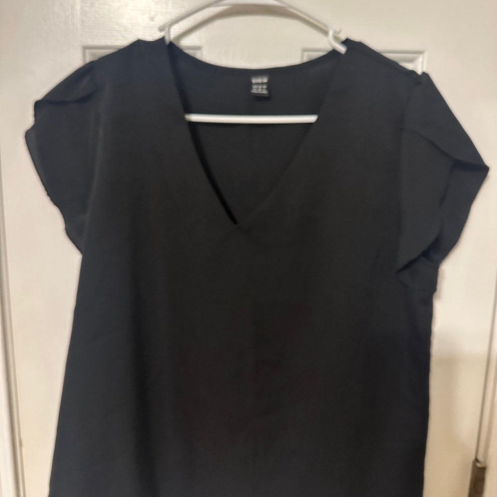 SHEIN Black V-Neck Blouse